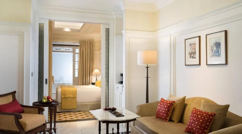 Club Benefit, One Bedroom Junior Suite, One King at The Hermitage a Tribute Portfolio Hotel
