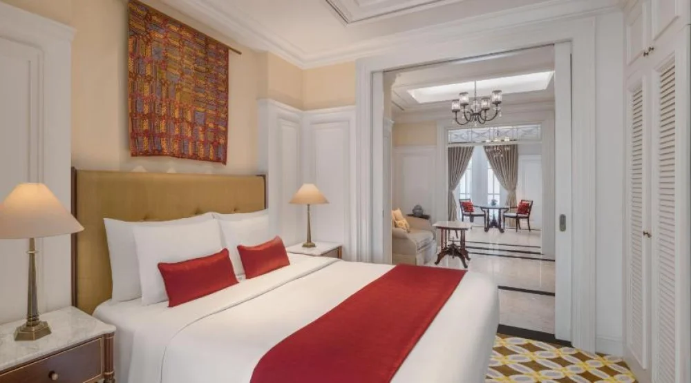 Club Benefit, One Bedroom Executive Suite, One King at The Hermitage a Tribute Portfolio Hotel