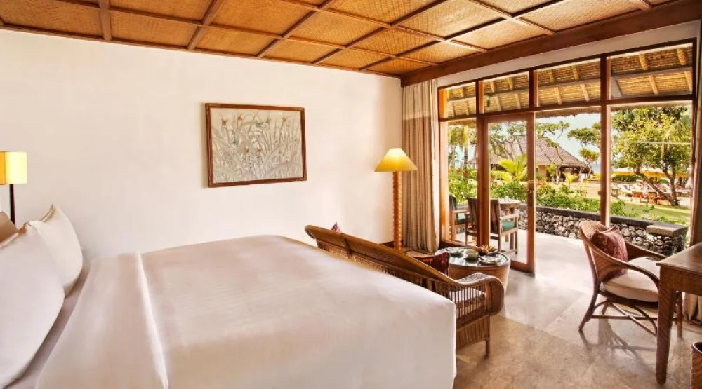 Luxury Lanai Room with Partial Ocean View at The Oberoi Beach Resort Bali