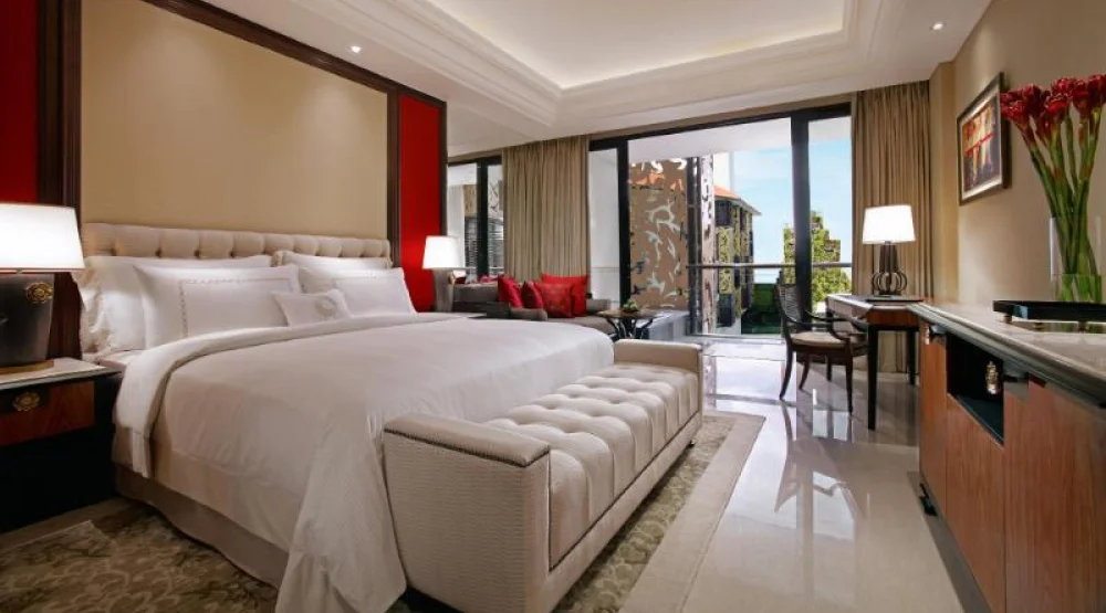 Club Premier King Room at The Trans Resort Bali