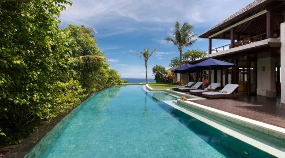Suite Pool at The Ungasan Clifftop Resort
