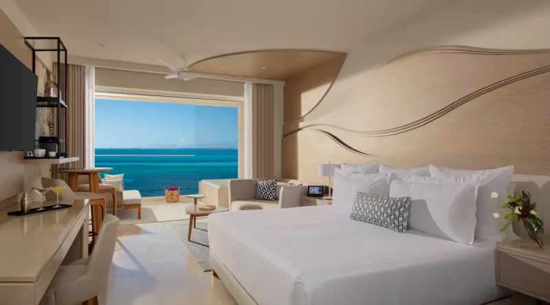 Xhale Club Junior Suite Upper Ocean Front at Breathless Cancun Soul Resort & Spa