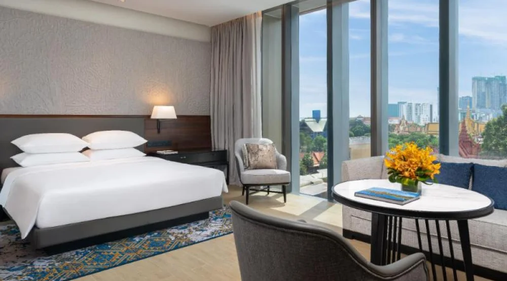 One King Palace View Deluxe at Hyatt Regency Phnom Penh