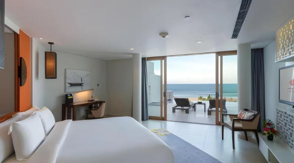 One Bedroom Suite Seaview with Private Pool at Angsana Lang Co