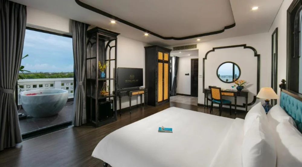 Sky Deluxe Ocean View King Room at Bliss Hoi An Beach Resort & Wellness
