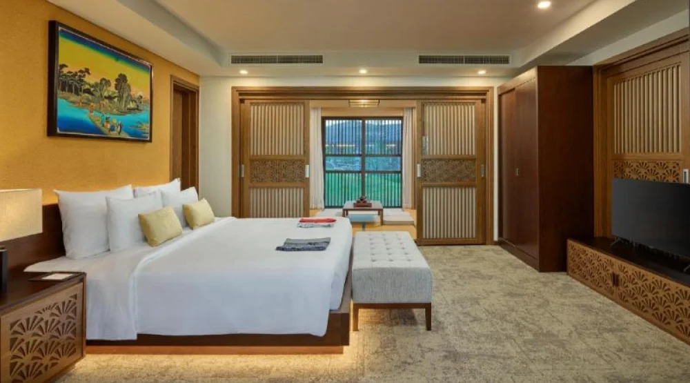 Grand Three Bedroom Villa with Private Onsen at Kobi Onsen Resort Hue Affiliated By Melia