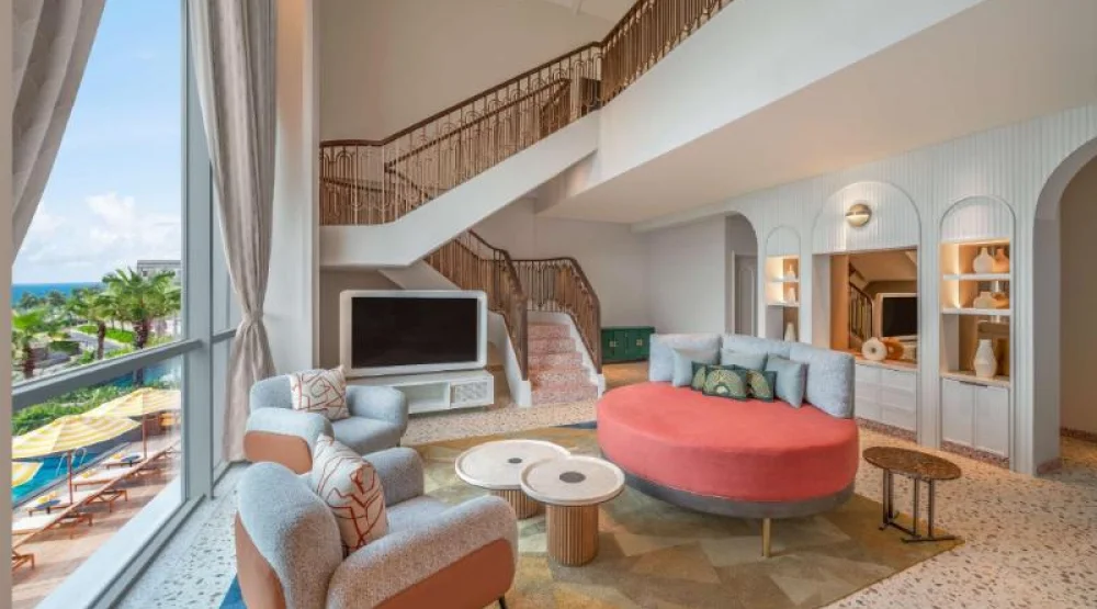 King Dolce Vita Suite at La Festa Phu Quoc Curio Collection By Hilton