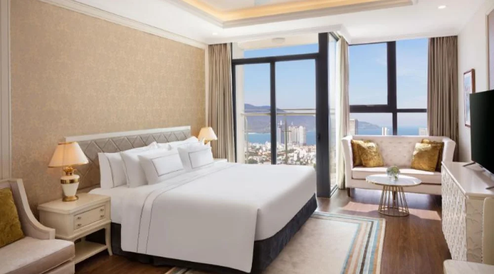 Deluxe Room Horizon View at Melia Vinpearl Danang Riverfront
