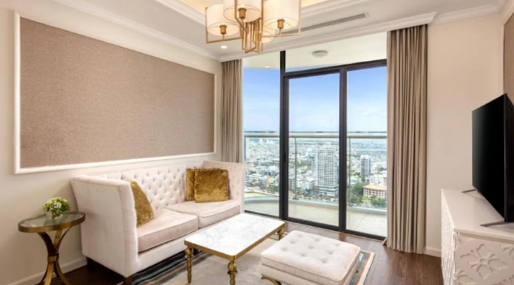 Suite Panoramic River View at Melia Vinpearl Danang Riverfront