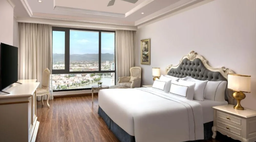 Deluxe city view at Melia Vinpearl Quang Binh