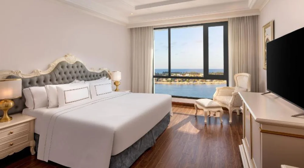 Deluxe river view at Melia Vinpearl Quang Binh