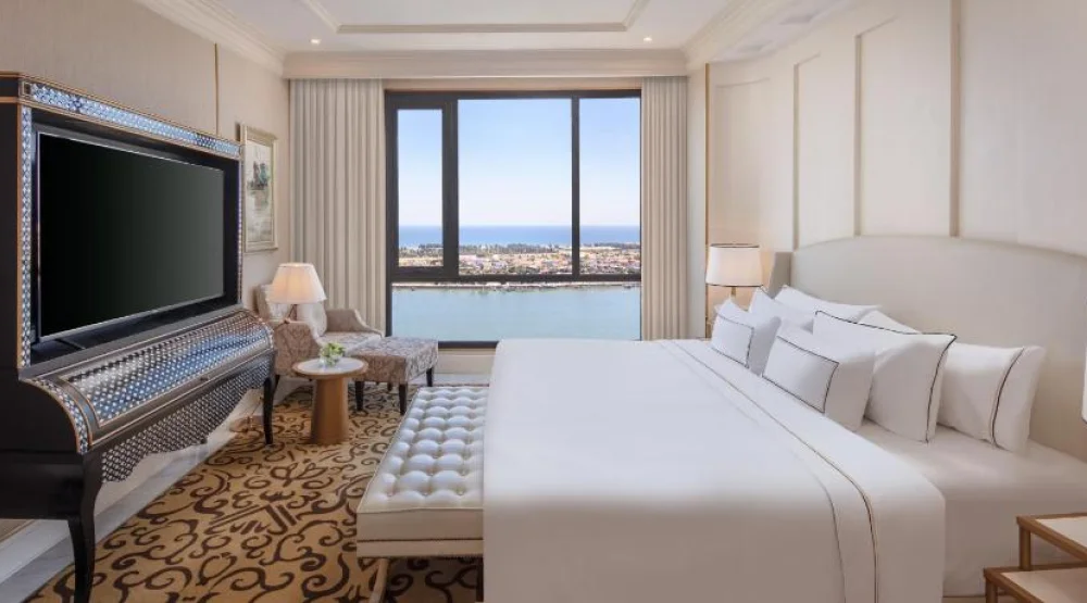 Suite river view at Melia Vinpearl Quang Binh