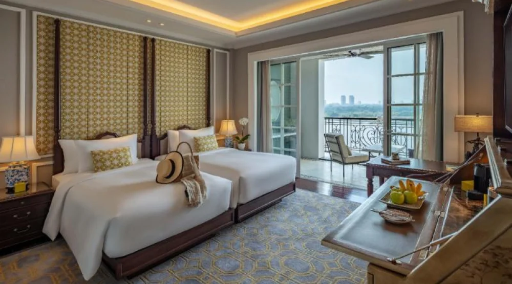 Deluxe Twin River View at Mia Saigon Luxury Boutique Hotel
