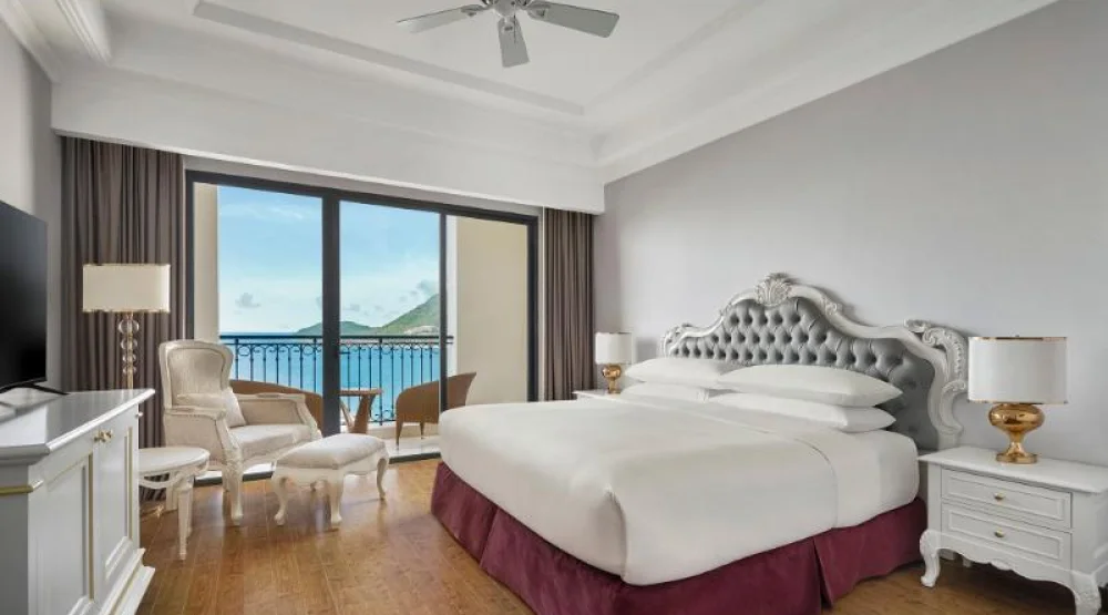 Deluxe Guest Room Ocean View at Nha Trang Marriott Resort & Spa Hon Tre Island
