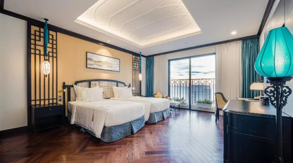 Deluxe Ocean Room at Potique Hotel