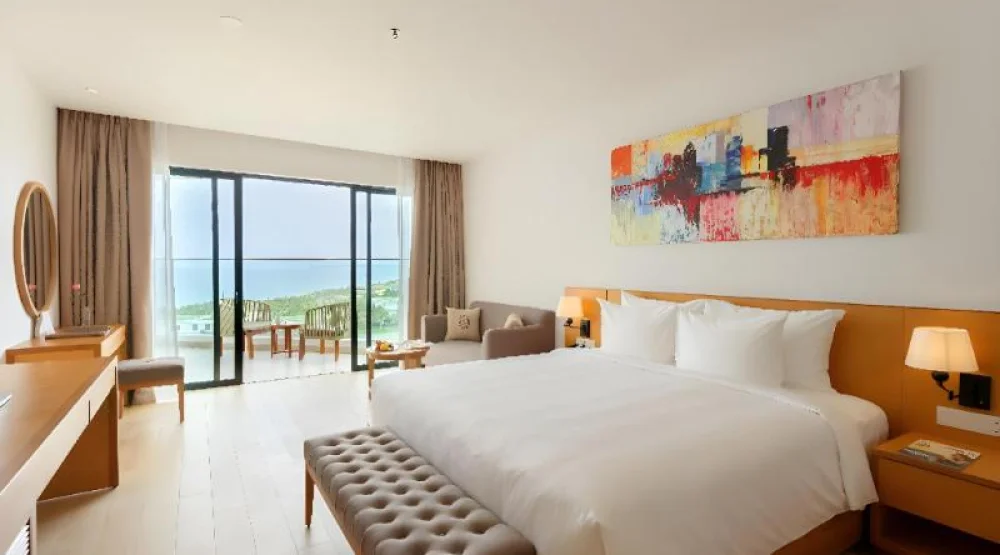 Premier Deluxe Double Room Balcony at Selectum Noa Resort Cam Ranh