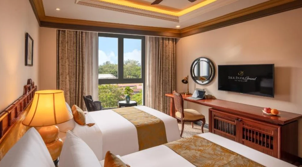 Deluxe Double Or Twin Room at Silk Path Grand Hue Hotel