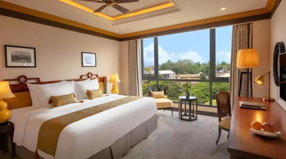Premium Room at Silk Path Grand Hue Hotel