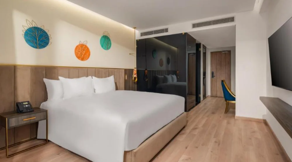 Classic King Room at Wyndham Hoi An Royal Beachfront Resort