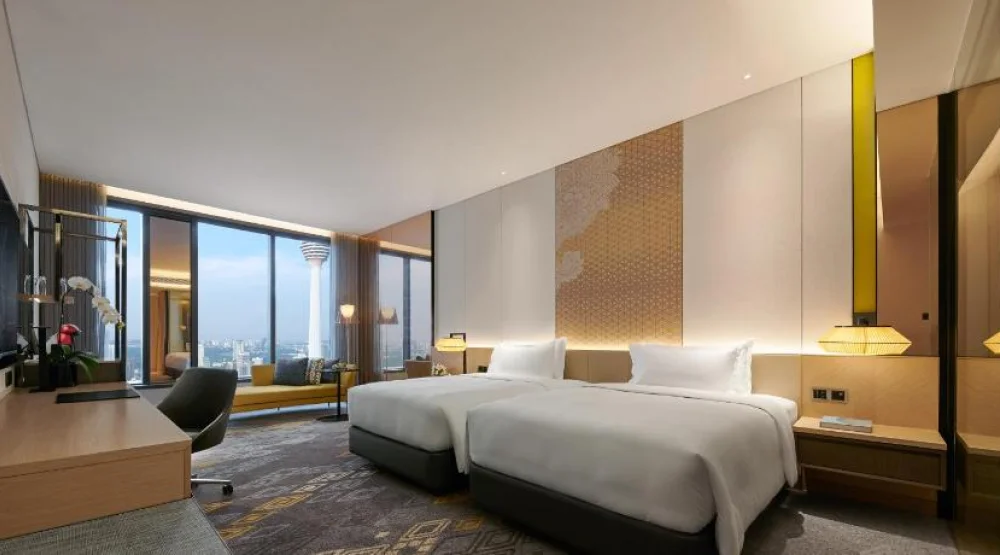 Equator Club Deluxe Twin at EQ Kuala Lumpur