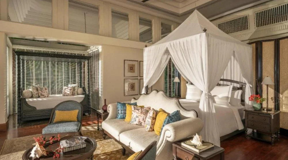 Royal Beach Villa One Bedroom with Pool King Bed at Four Seasons Resort Langkawi