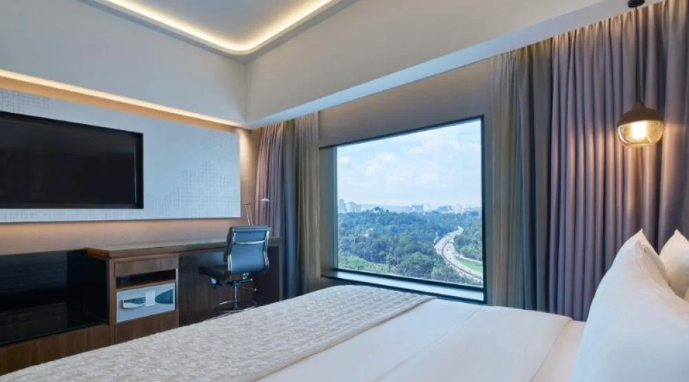 Guest Room, One King at Le Meridien Kuala Lumpur