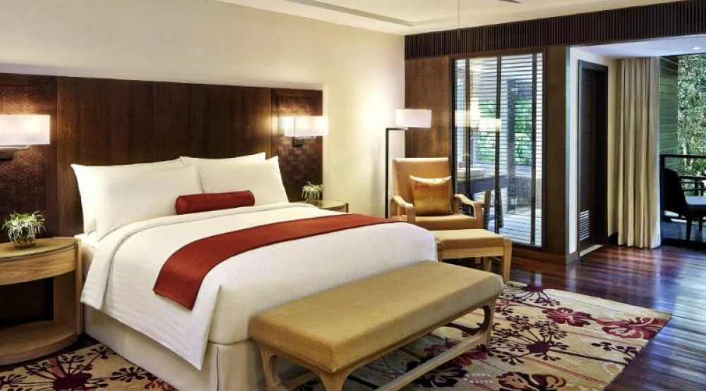 Premier King Room, Guest Room, One King, Balcony at Mulu Marriott Resort & Spa