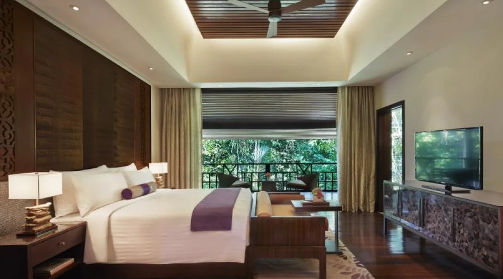Presidential Suite, Presidential Suite, One King, Balcony at Mulu Marriott Resort & Spa