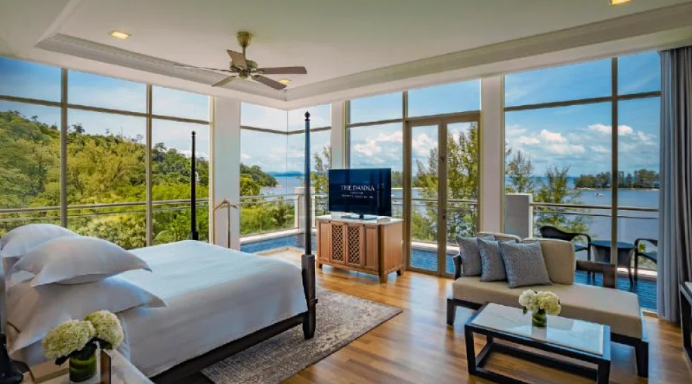 Grand Corner Duchess Sea View Room at The Danna Langkawi
