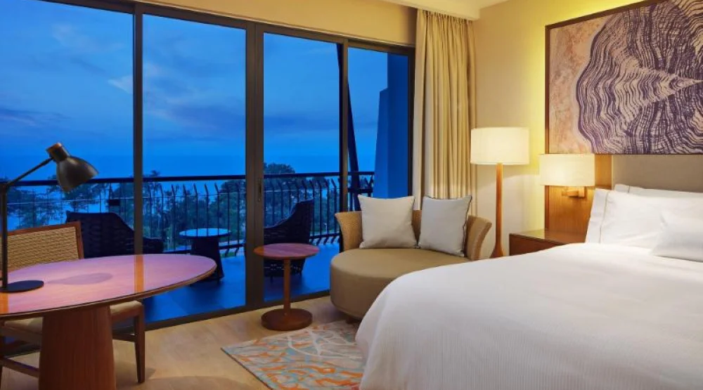 Guest Room, One King, Tropical View at The Westin Desaru Coast Resort