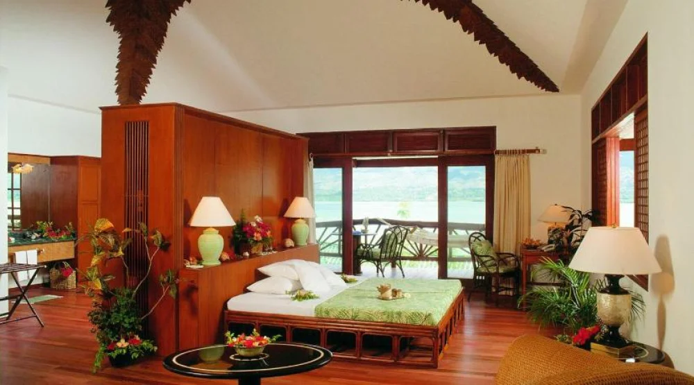 Badian Suite at Badian Island Wellness Resort