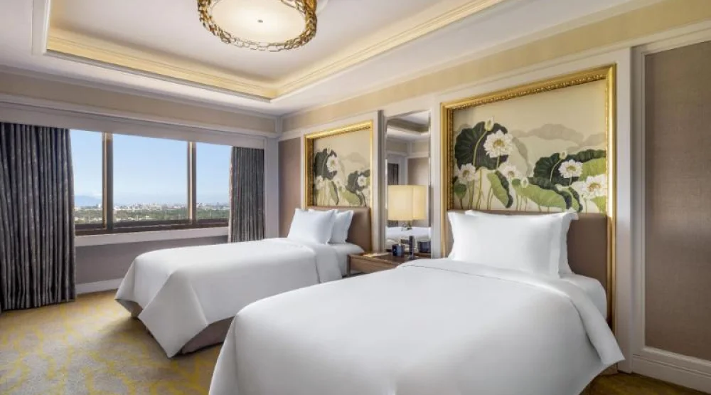 Premier Twin at Dusit Thani Manila