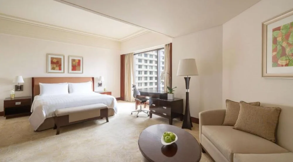 Garden Wing Premier Suite at Edsa Shangri-La Hotel