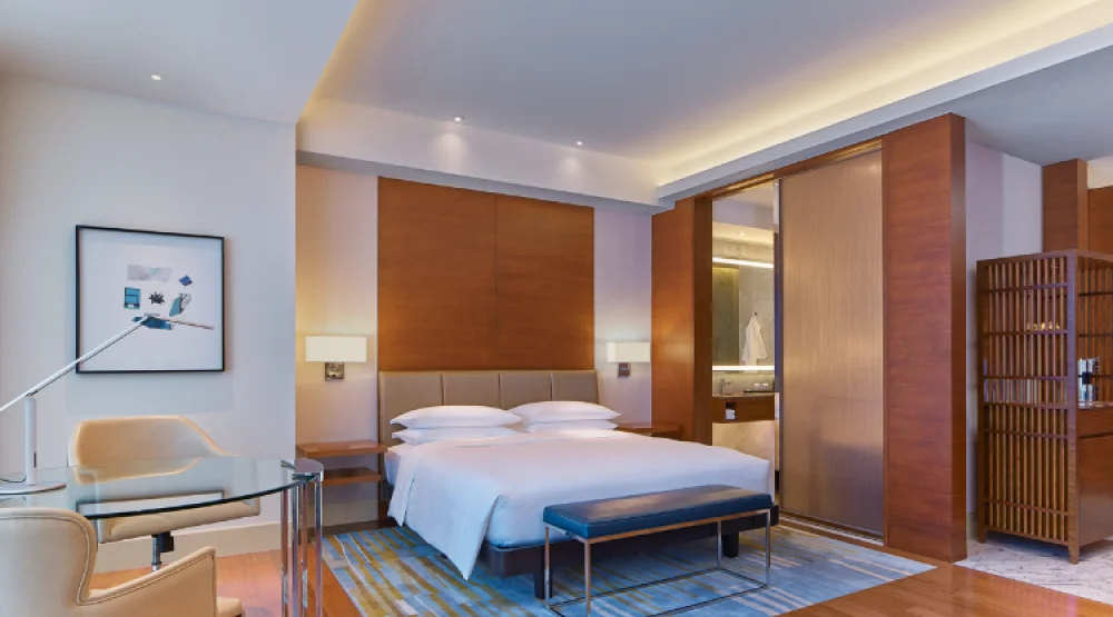 One King Bed Deluxe at Grand Hyatt Manila