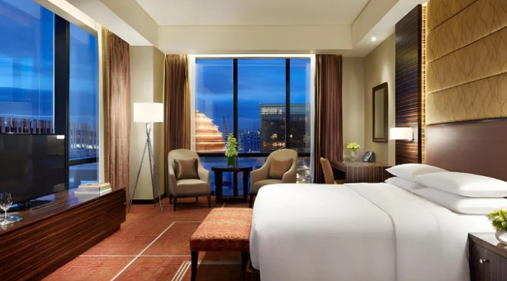 One King Bed City View at Hyatt Regency Manila