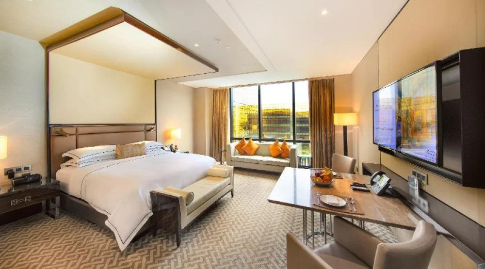 Deluxe King at Nuwa Manila