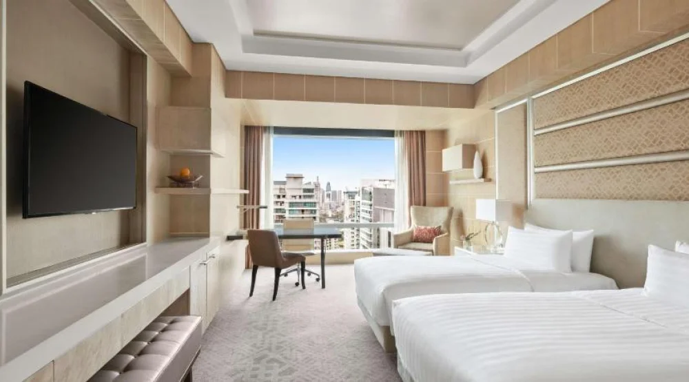 Deluxe High Street Twin at Shangri-La The Fort Manila