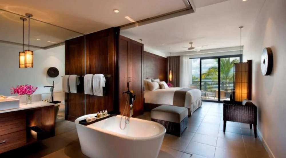 Beachfront Guestroom at Hilton Fiji Beach Resort & Spa