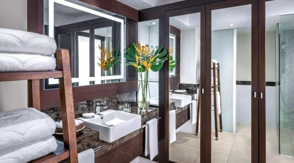 Ocean Deluxe Twin Room at Shangri-La Yanuca Island Fiji