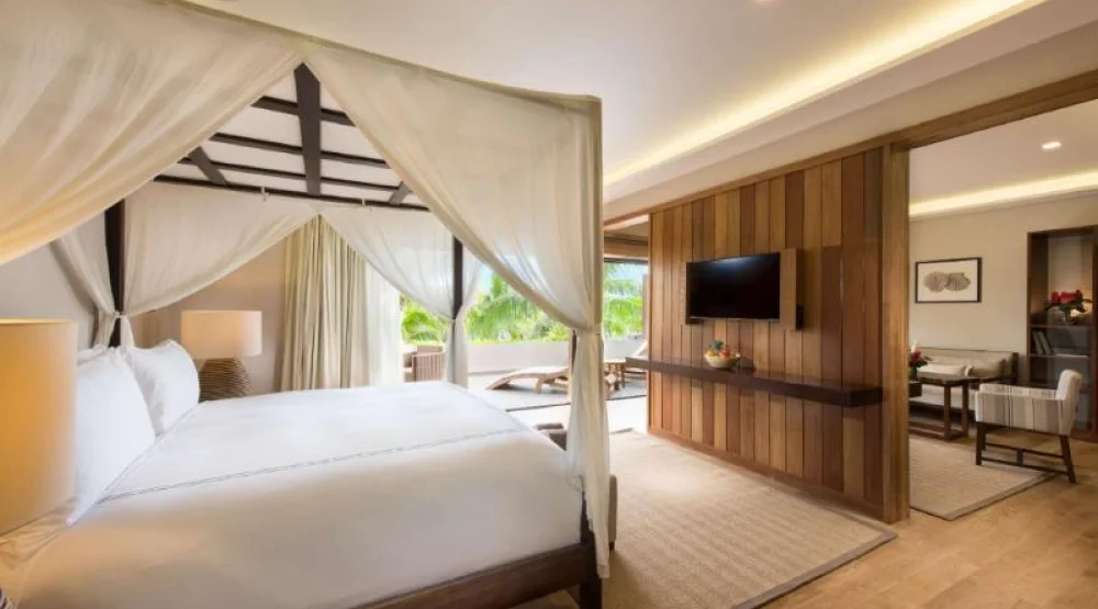 King Lagoon View Suite at Conrad Bora Bora Nui