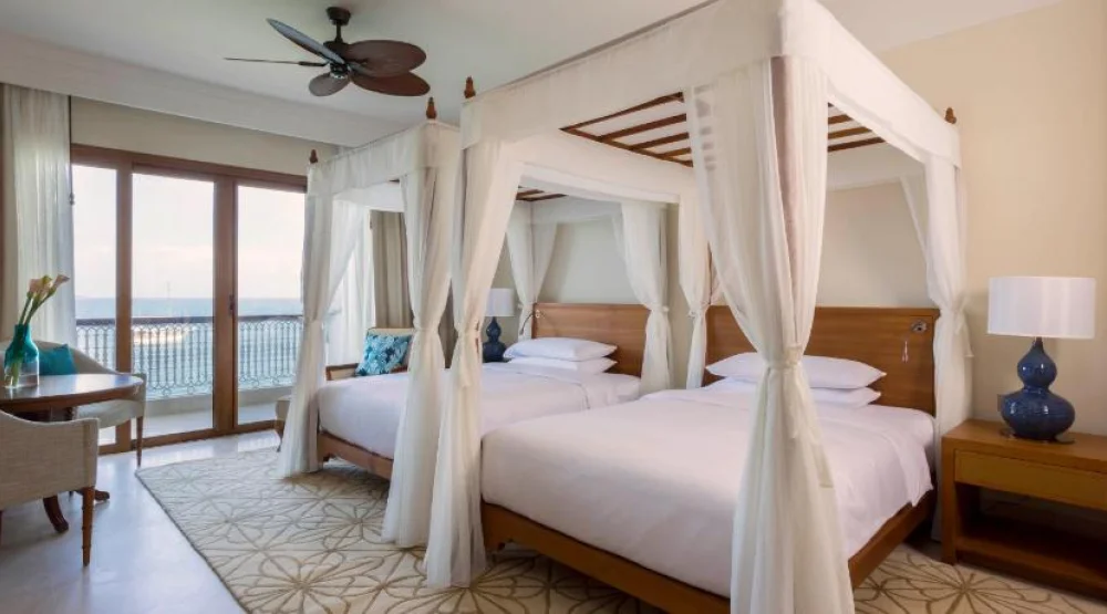 Deluxe Twin Room with Balcony at Park Hyatt Zanzibar