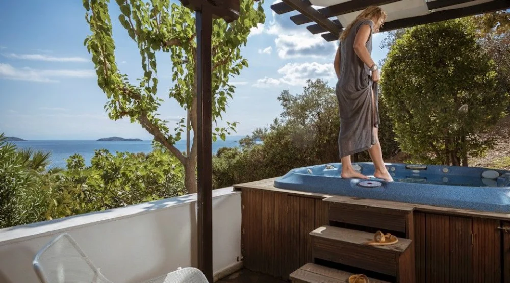 Charming Suite at Aegean Suites Hotel