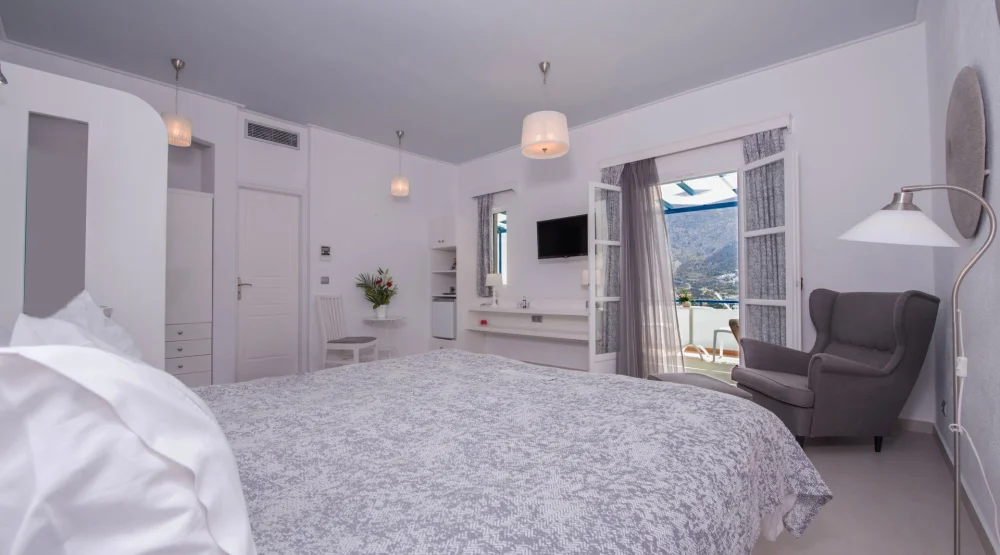 Junior Honeymoon Suite at Aegialis Hotel & Spa