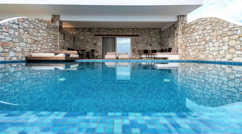 Grand Suite with Private Pool at Aliv Stone Suites & Spa