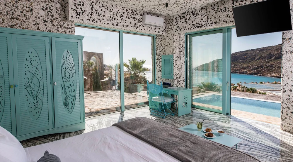 Honeymoon Suite at Calilo Ios