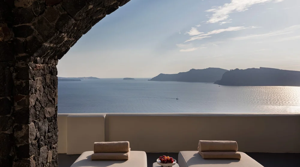 Executive Suite Cave Pool Caldera Sea View at Canaves Oia Suites