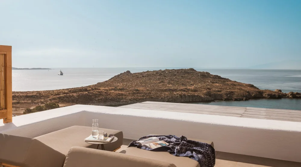 Honeymoon Seaview Jacuzzi Suite at Casa Del Mar Mykonos Seaside Resort