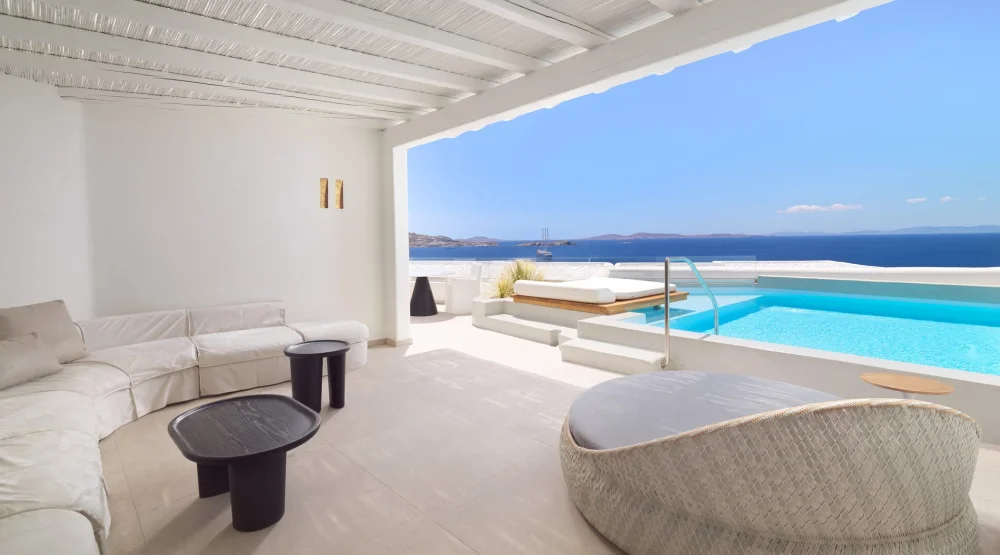 Golden Villa One Bedroom with Private Pool at Cavo Tagoo