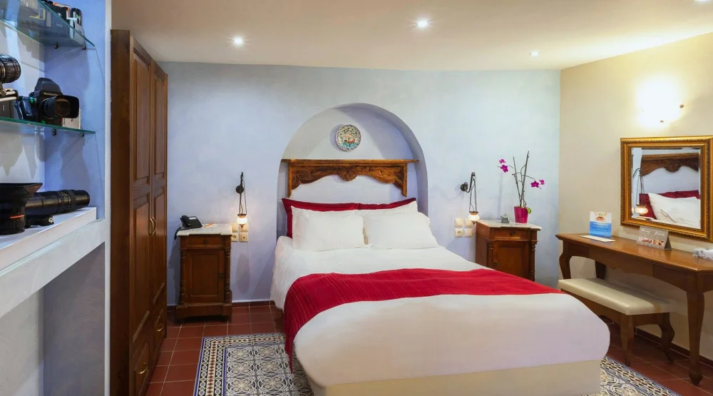 Deluxe Double Room “mediterranean Pearls” at In Camera Art Boutique Hotel