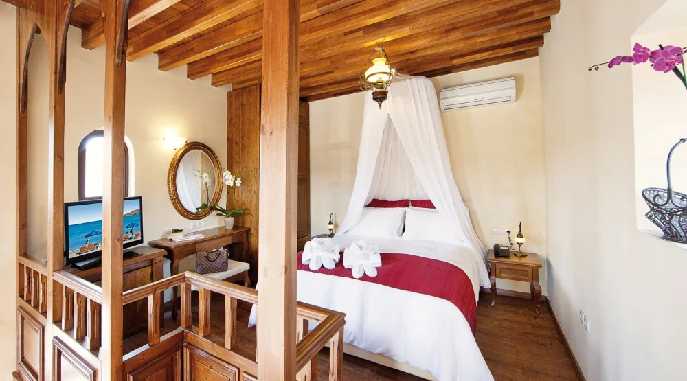 Superior Suite “nike Of Samothraki” at In Camera Art Boutique Hotel